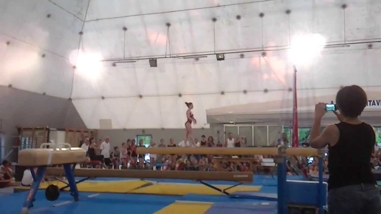 Esibizione Carlotta Ferlito Civitavecchia 2013