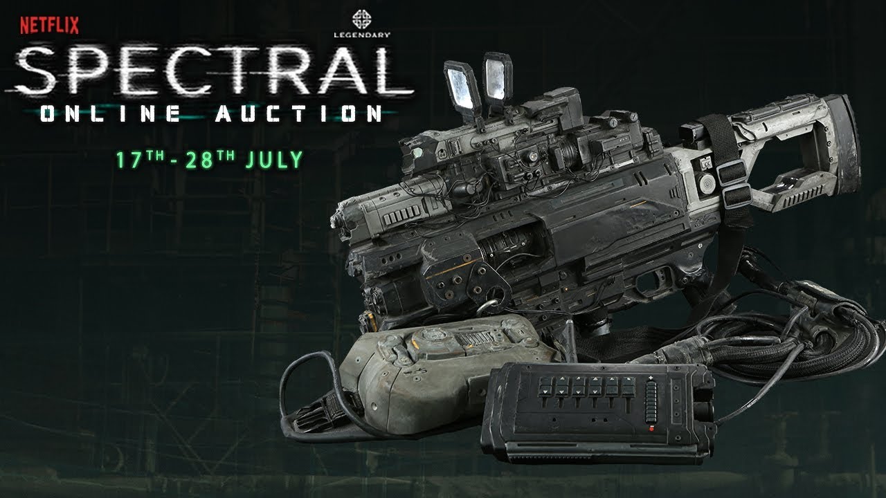 Prop Store's Spectral Auction - Light-up Plasma Rifles