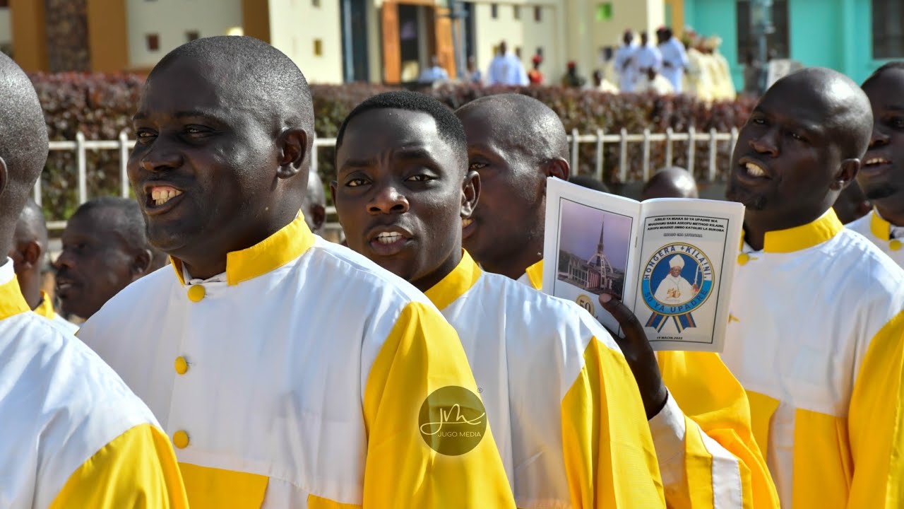 Nimrudishie Bwana nini? Shirikisho Kwaya Bukoba | Jubilei ya Dhahabu (50) ya Upadre, Askofu Kilaini.