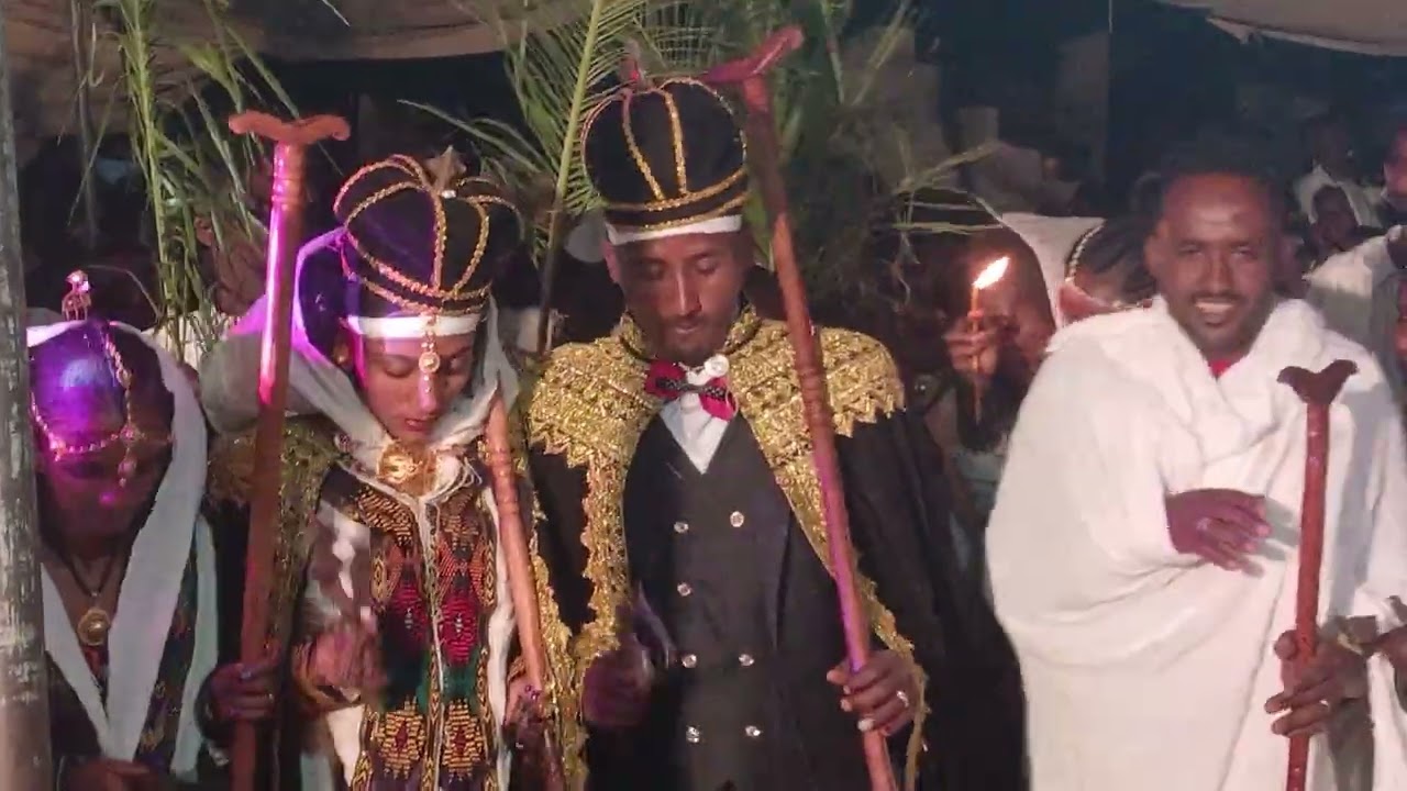 አማኒኤል ለአከ መርዓ 2018 ።መርዓ አብርሃም ሳራን ይግበረልኩም  ።ፈረይትን ፀገይትን ኩኑ። 