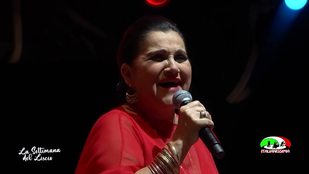 ROBERTA CAPPELLETTI POLVERE TANGO #italianissimatv #veryitaliantv