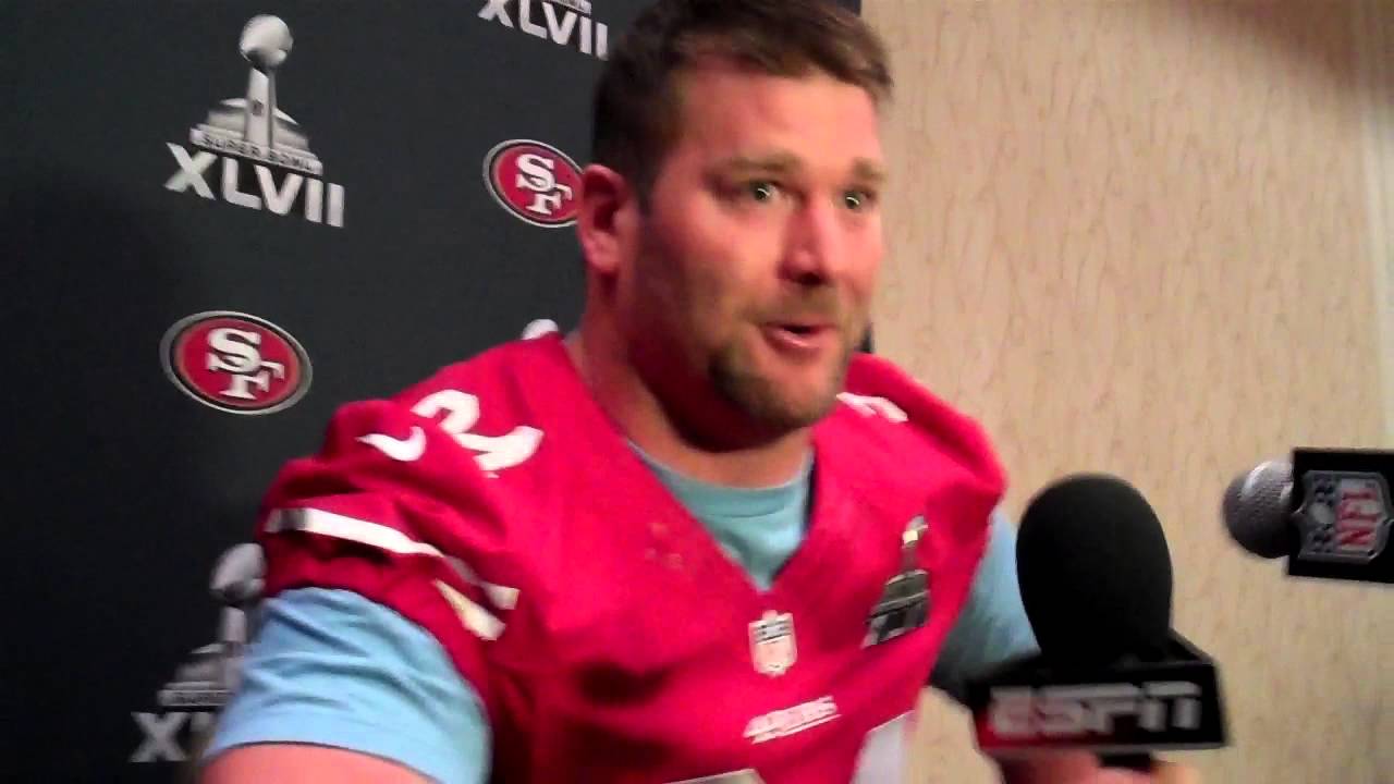 Justin Smith speaking Spanish