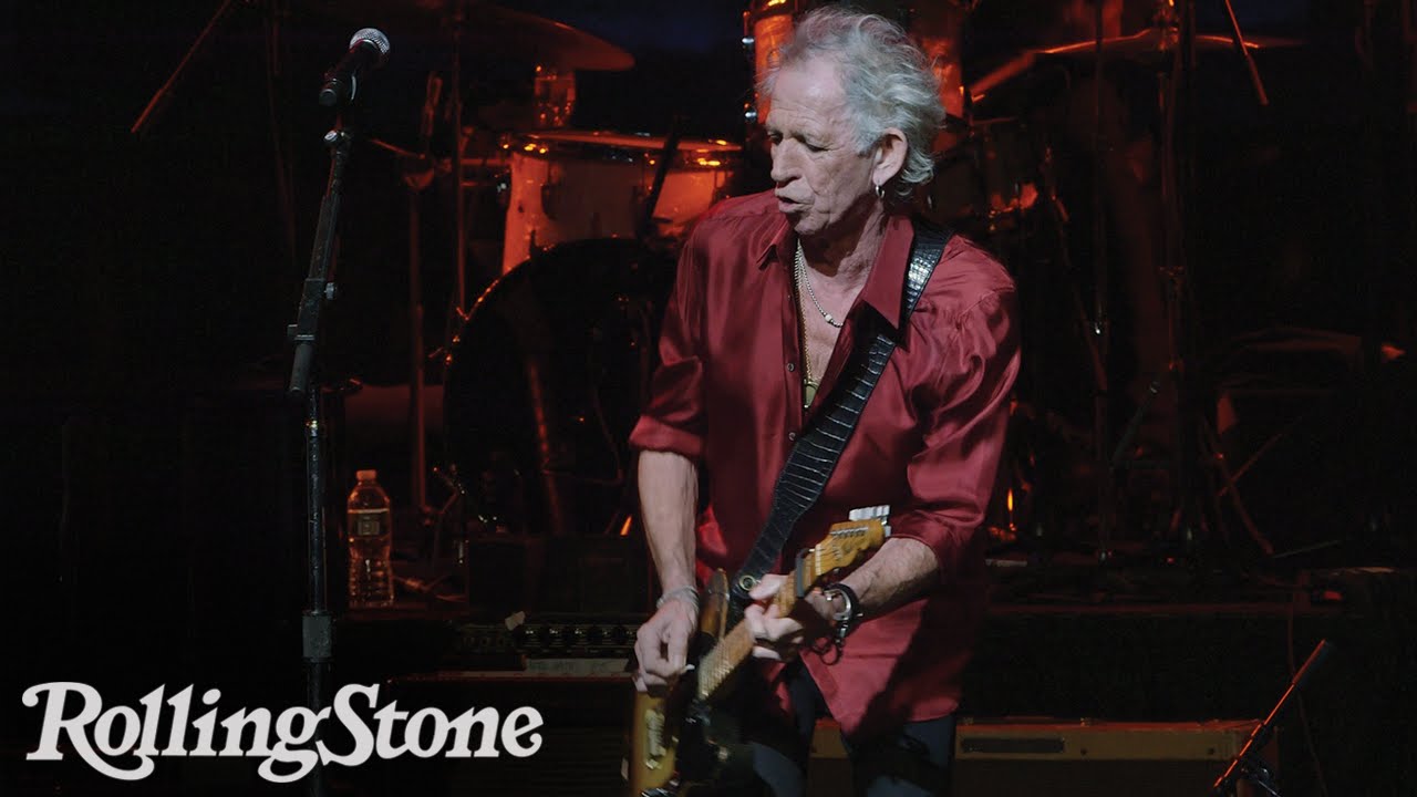 Watch Keith Richards Play 'Happy' at the Apollo Theater