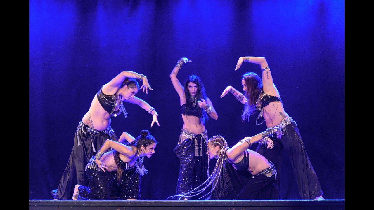 Danza Integral teachers improvisation at Muse Fest 2025