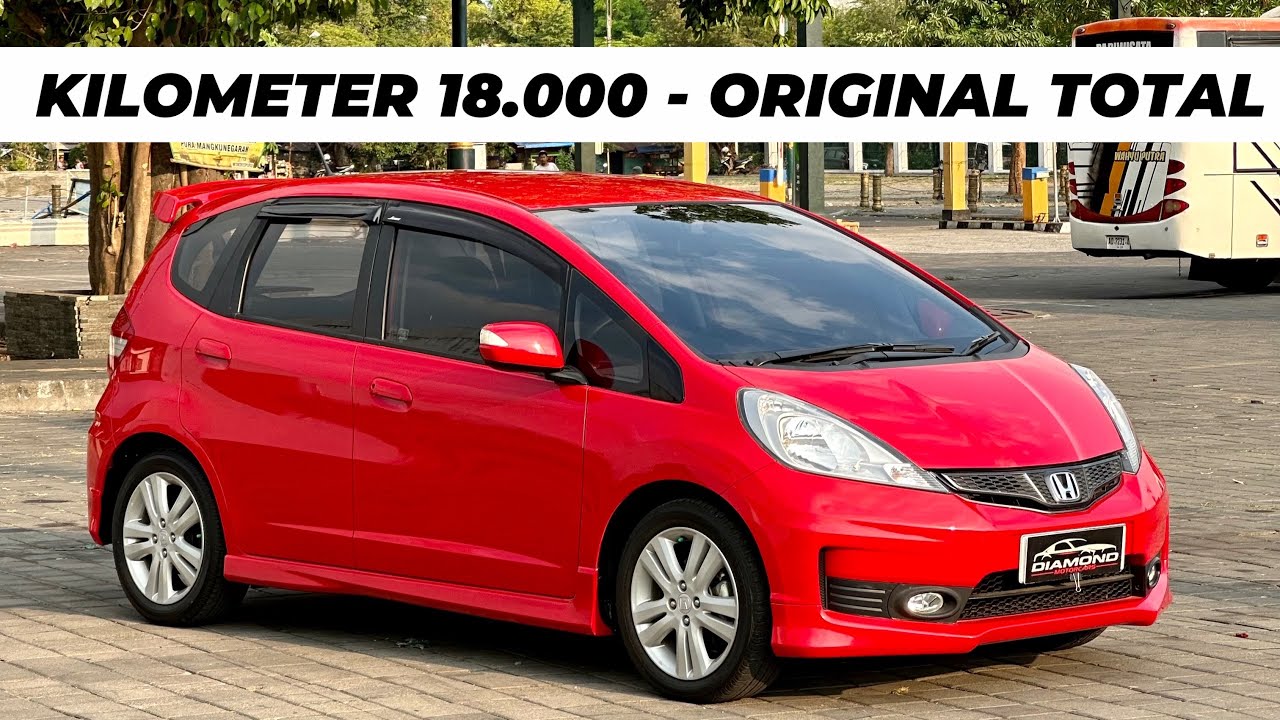 KILOMETER 18rb, HONDA JAZZ GE8 RS MANUAL 2012 (ORIGINAL TOTAL)