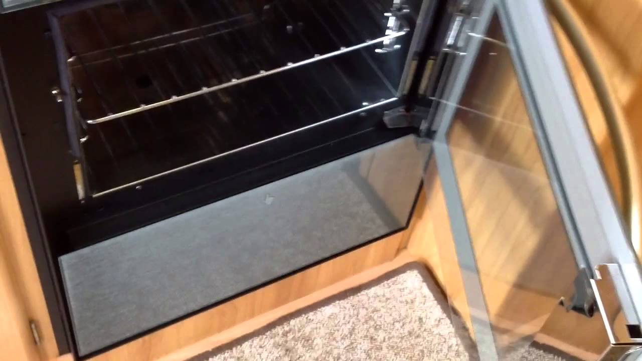 2006 fleetwood heritage 6400 video click here