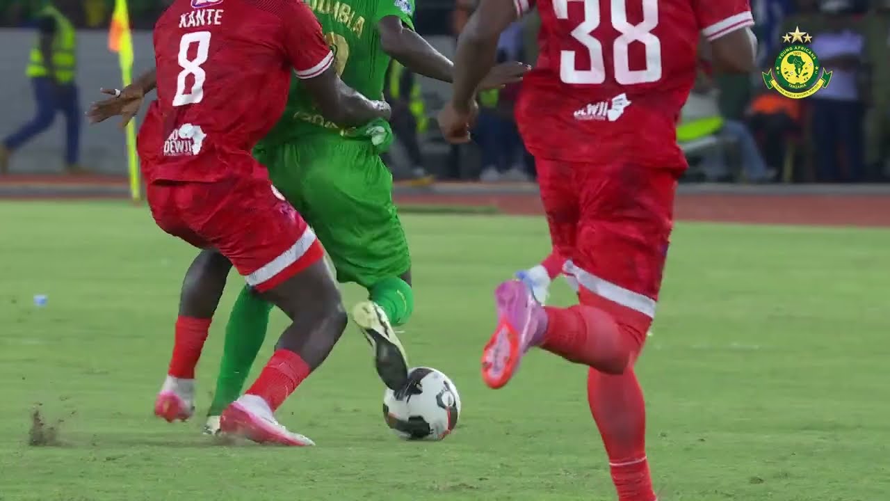 PASS MASTER DOUMBIA 'AI' KWENYE MECHI DHIDI YA SIMBA SC NGAO YA JAMII KWA MKAPA