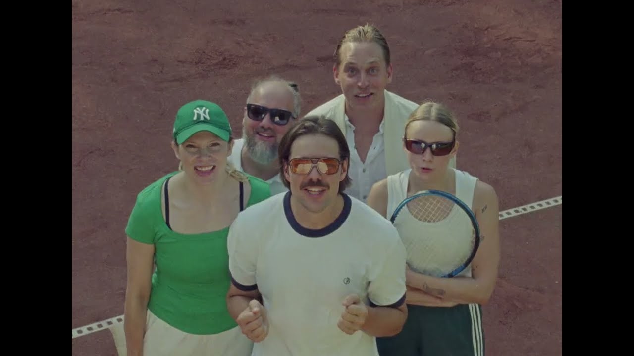 Arppa & Jiri-serkku - Tennis Roll (video)