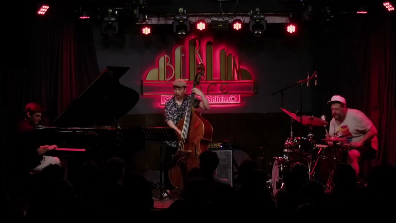 Lisbon Mood - Álvaro Torres Trio