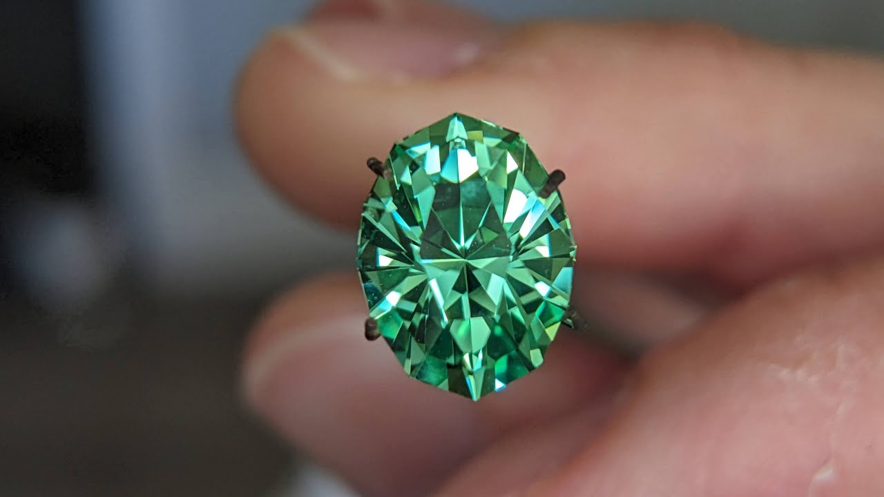 Faceting an Oval in Sapphire – Full Process Explained