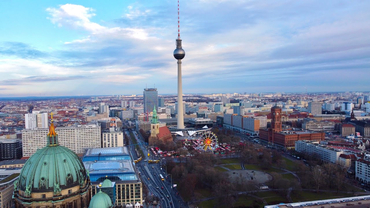 🇩🇪 Alexanderplatz, Museum Island, Berlin, Germany - Full HD Relaxing Drone