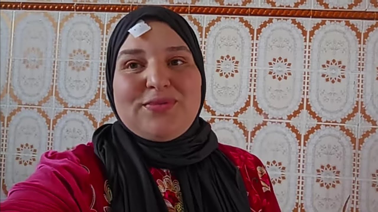 ضربني  ضربني ياماء وجهي