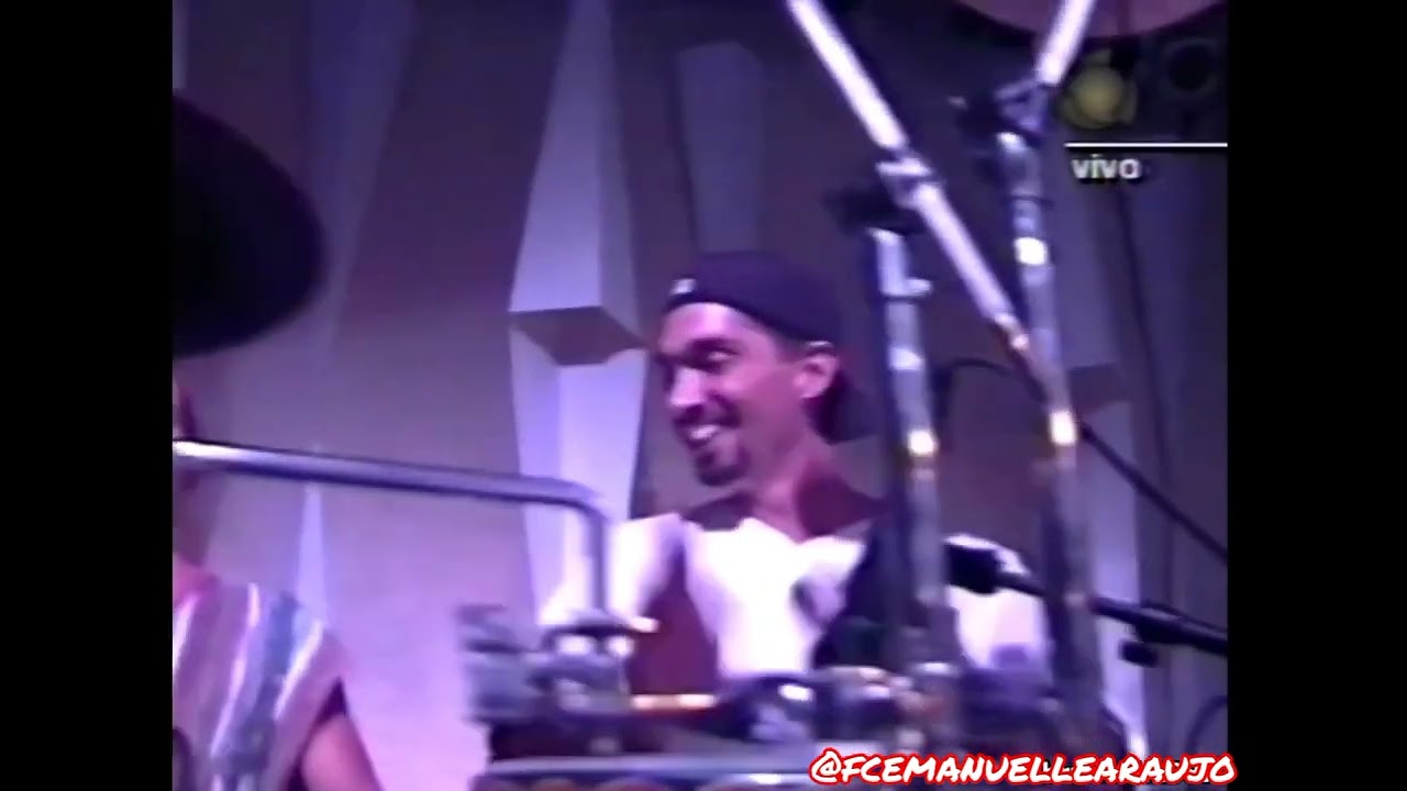 EMANUELLE ARAÚJO - SHOW 450 ANOS DE SALVADOR - BANDA EVA - 1999