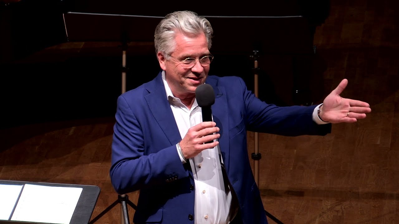 Tribute concert for Bo Nilsson, the trumpet teacher of Håkan Hardenberger. English subtitles.
