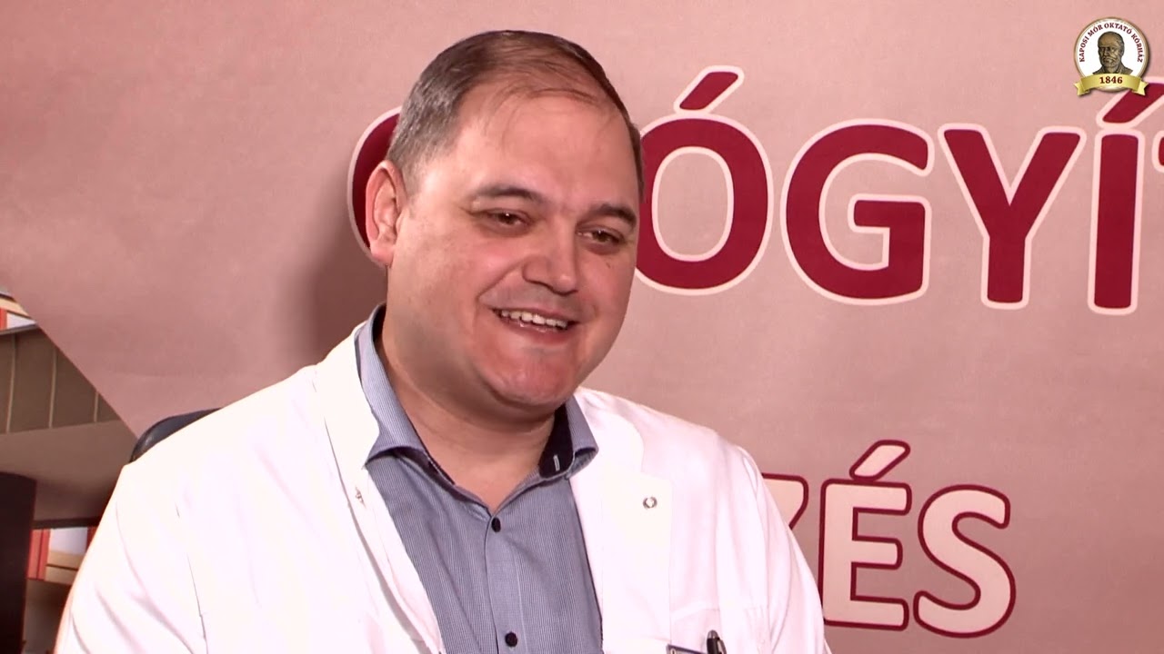 Dr. Magyarosi István, a Fül-Orr-Gégészeti Osztály osztályvezető főorvosa
