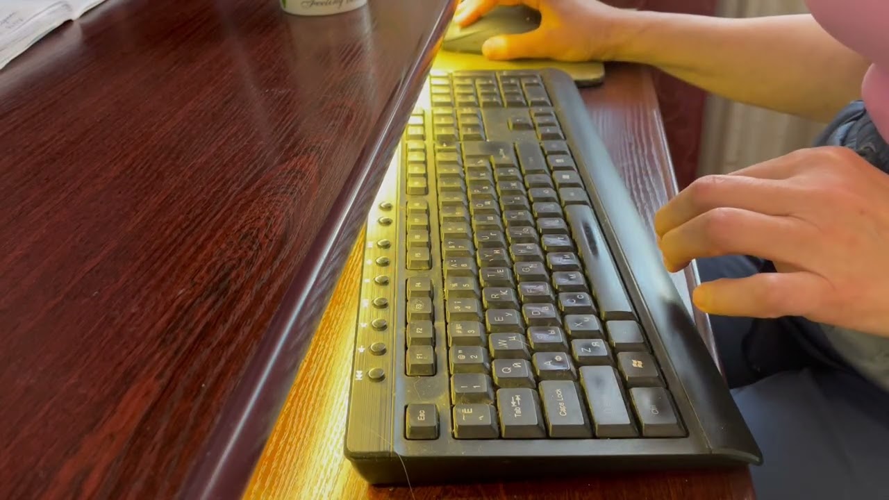 Keyboard and mouse sounds for focused work