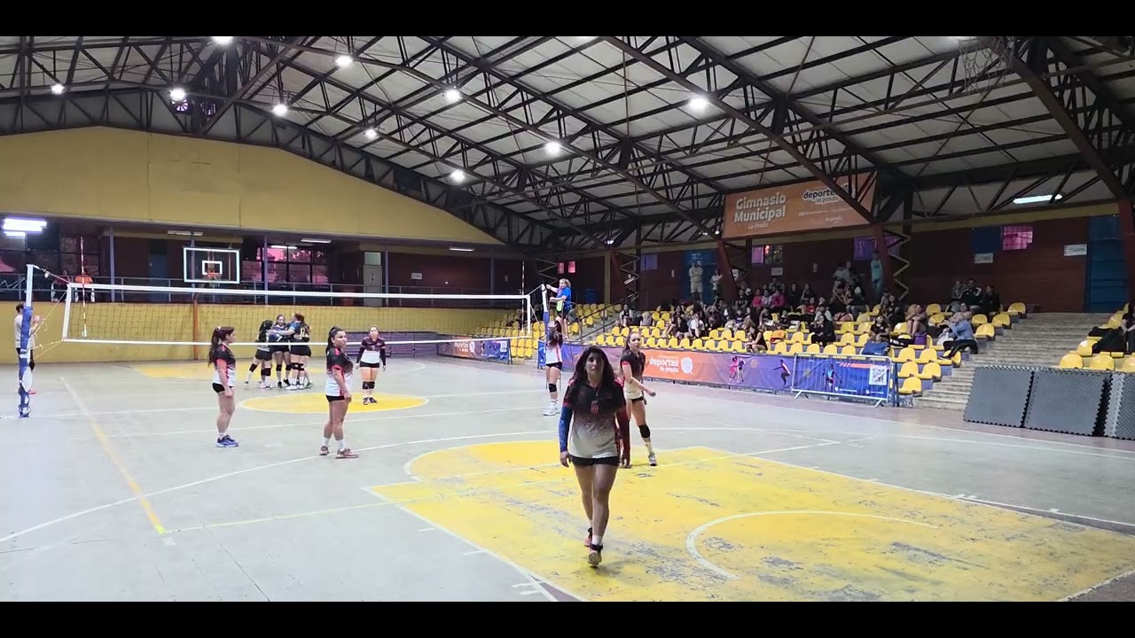 FINAL.  Olimpia.  Vs.  Zulia.    1er set 