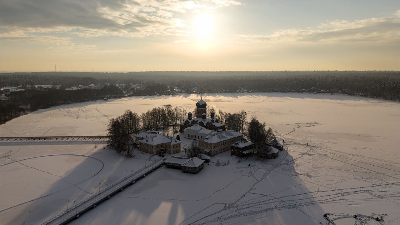 Свято-Введенская островная пустынь 