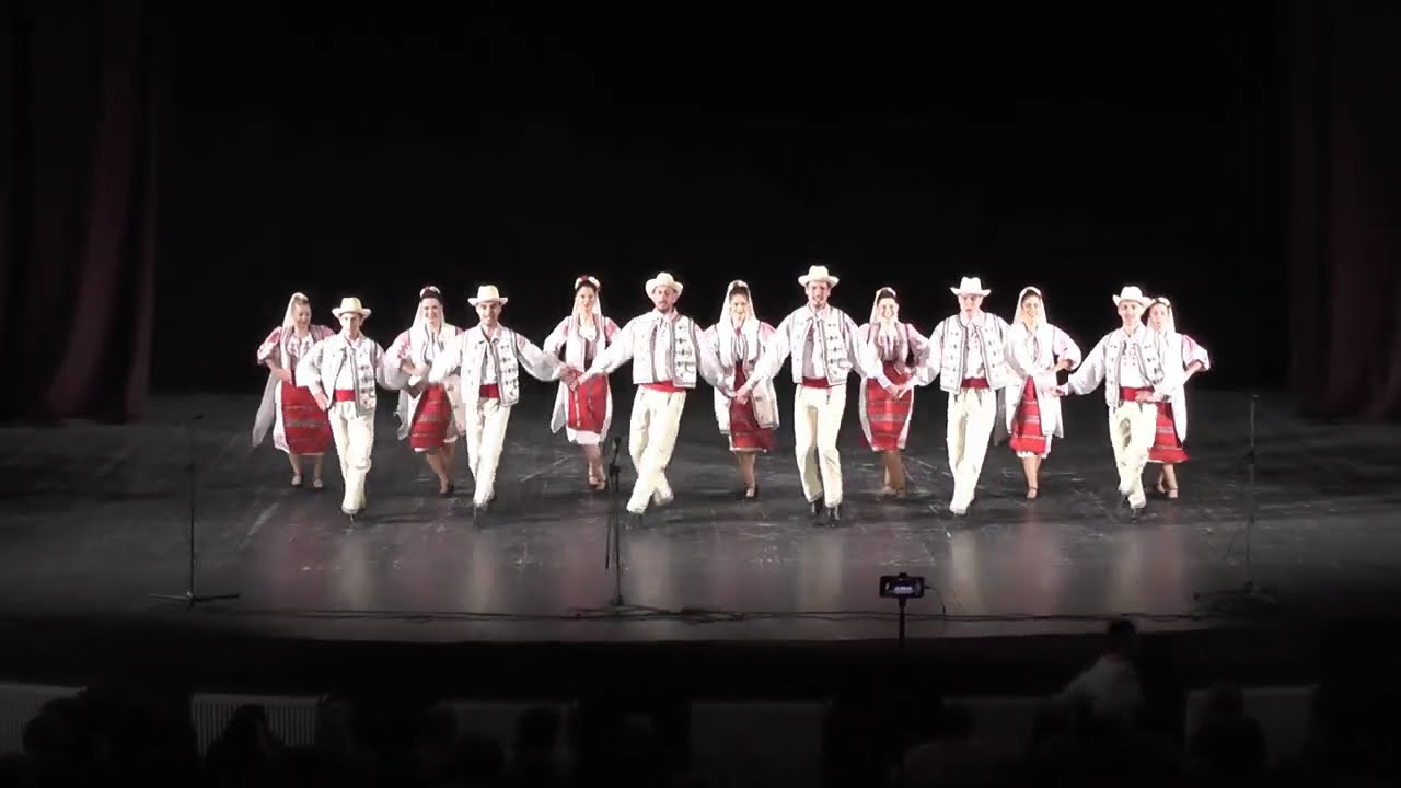 Spectacolul folcloric ”Hai la Brâu!”, ediția II