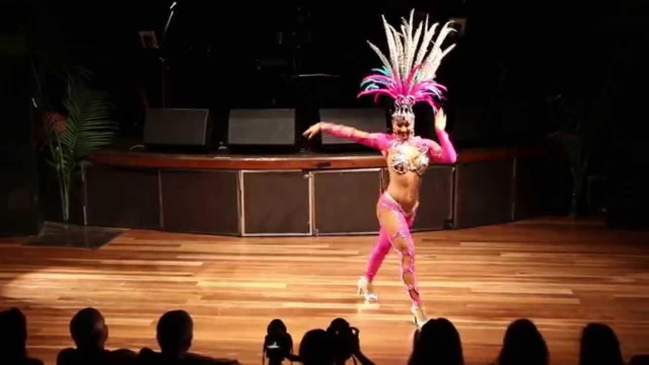 Amy Mills - Samba Show at the Byron Latin Fiesta 2013