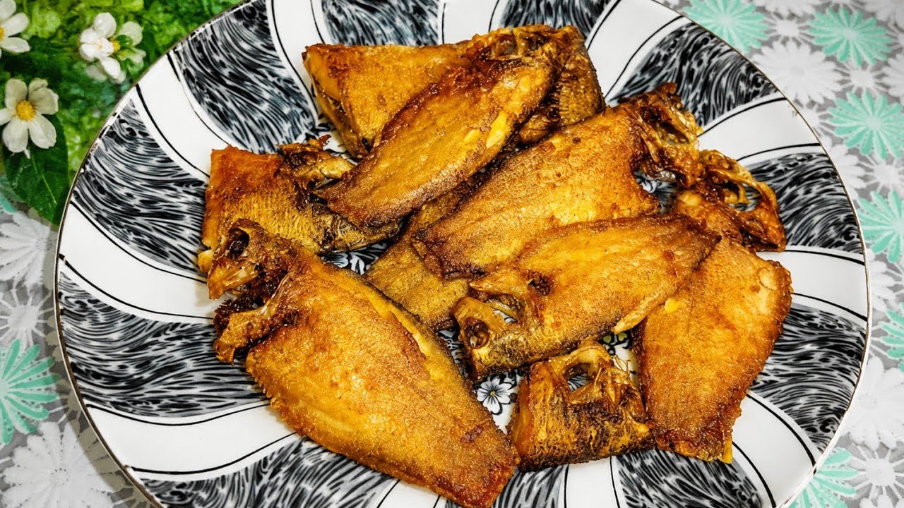 এইভাবে কাল্লা মাছের ঝোল রান্না করলে মুখে লেগে থাকবে বার বার খেতে ইচ্ছে করবে 