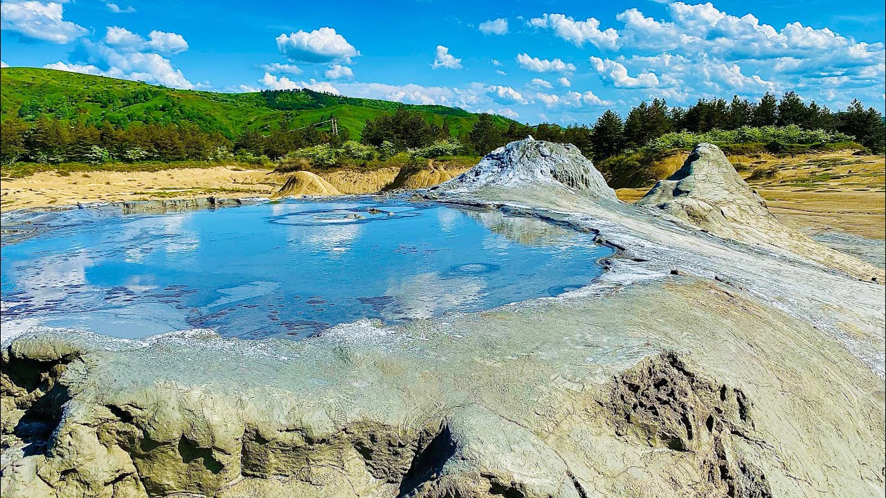 Vulcani noroioși din Buzău ( Pâclele Mari și Mici ) o rezervație naturala deosebită