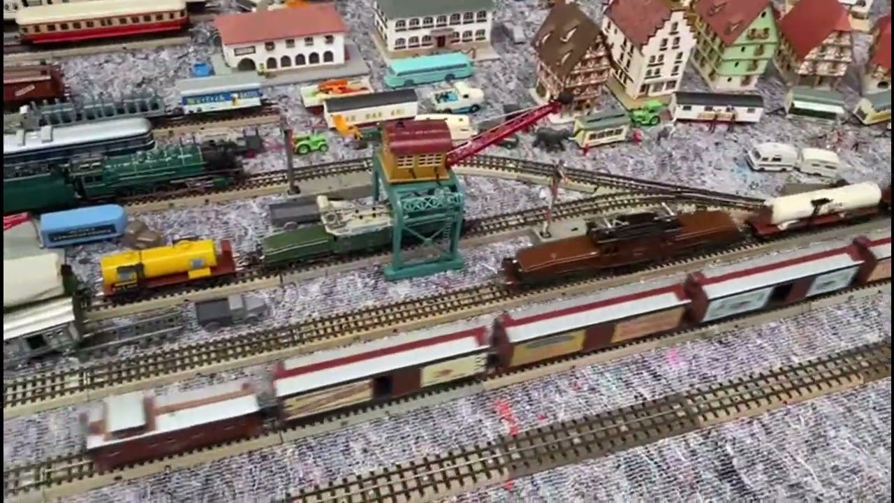 Tischbahn trifft Unimog im Unimog Museum Gaggenau #märklin #fleischmann #train