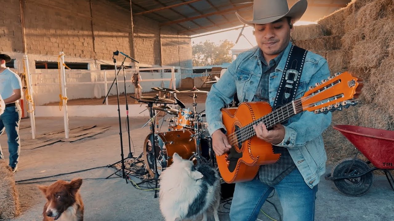 Cumbias perras - Kikin y los astros 