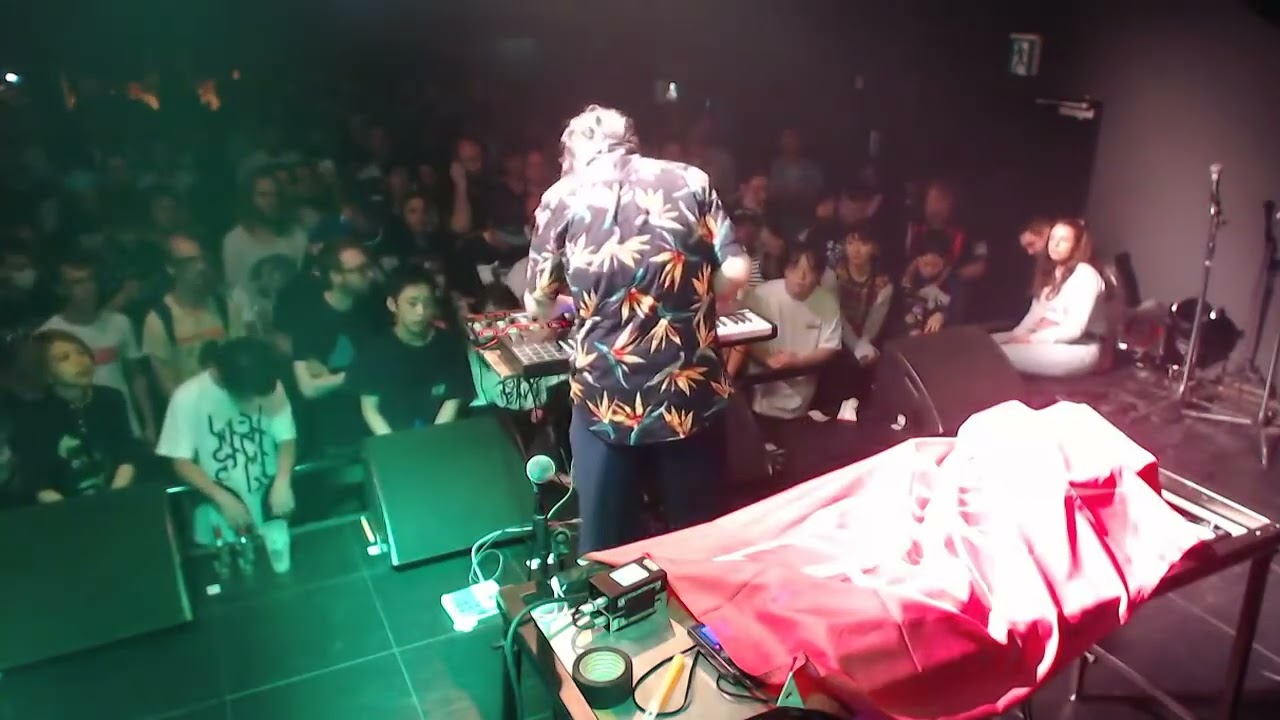 Shnabubula Live In Tokyo