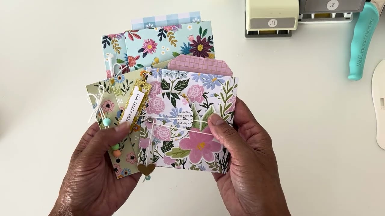 Stackable Pocket Flip Page - 3 Styles | Easy Fold, Use Your Paper Stash | TUTORIAL 