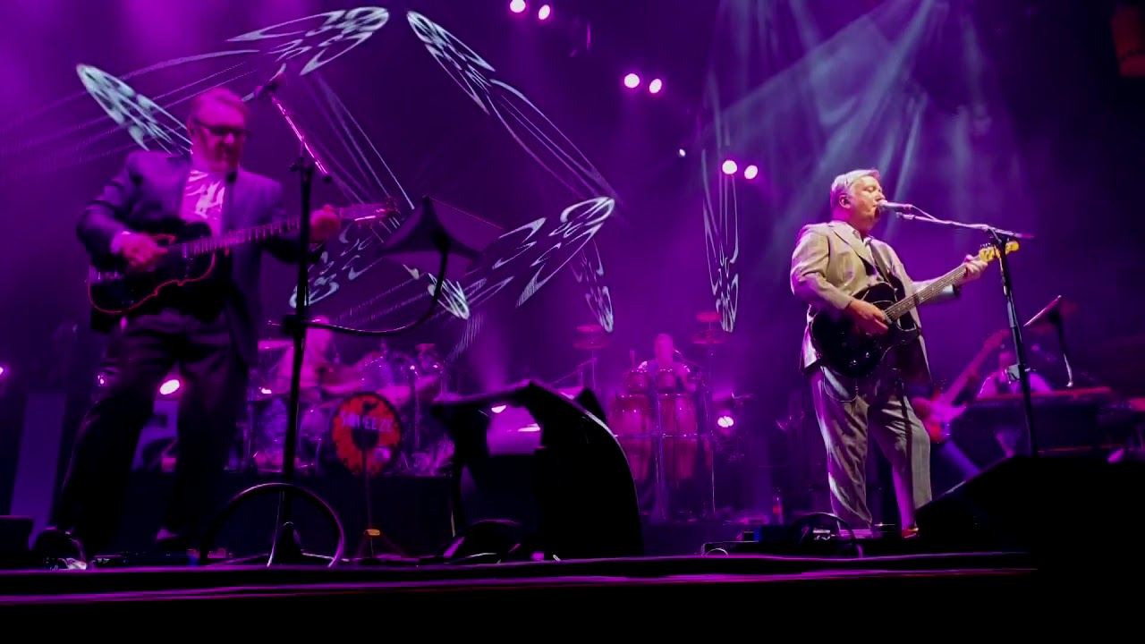 King George St and Mumbo Jumbo - Squeeze - 17th October 2019, Bath Halls, Scunthorpe