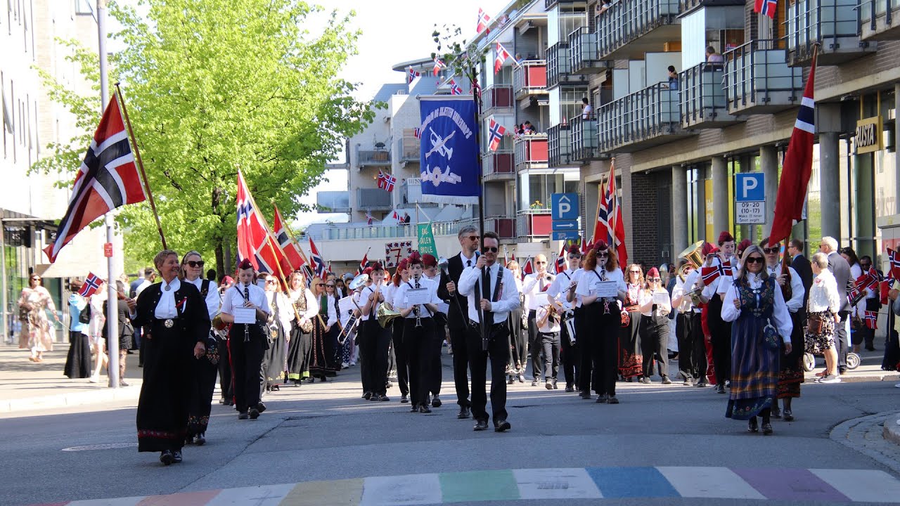 17. mai på Strømmen 2024: Sagdalen skole, Strømmen og Skjetten skolekorps, Sentrumkirken Brass, etc.