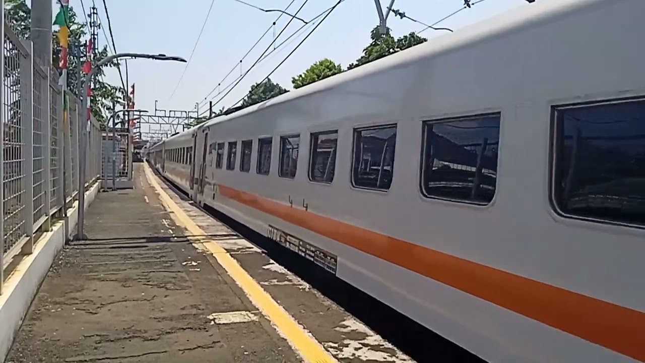 KA 270 Matarmaja ft CC 201 83 53 JR Ls Stasiun Pondok Jati