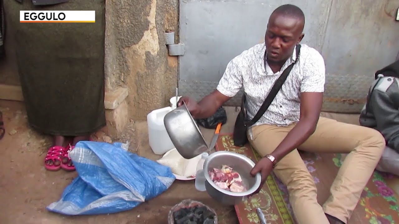 Agataliikonfuufu  EMISANGO GY’EGGUDDE KU MUKO ABANJA EBINTU BYEYATWALA MU KWANJULA