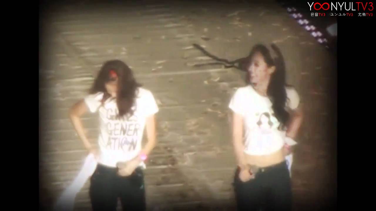 SNSD YoonYul 윤율 ユンユル Fancam Moment #68 - They complete each other