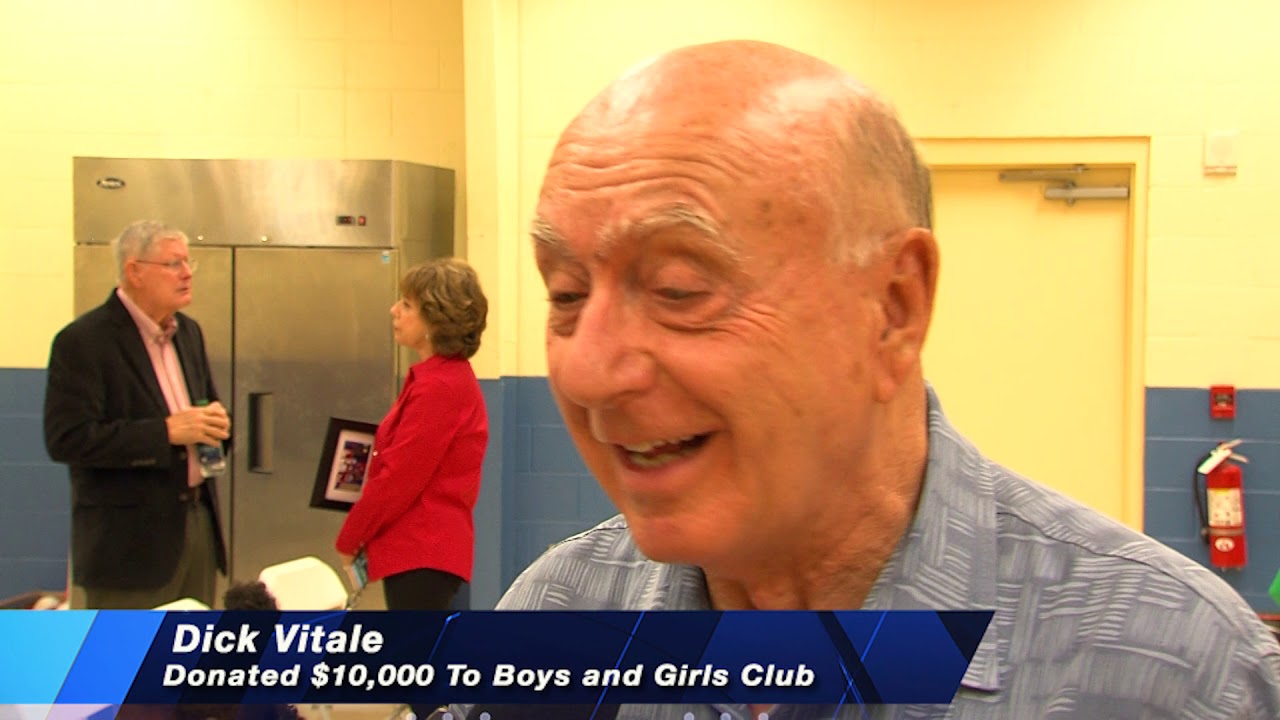 SNN: Dick Vitale helps those in need for Christmas