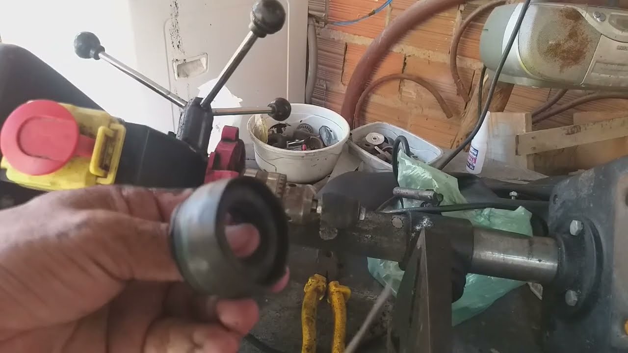 Como fazer pneus de borracha pra miniaturas, modo caseiro. dicas super fáceis.
