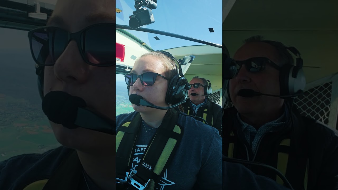 Practicing dutch rolls with AOPA president