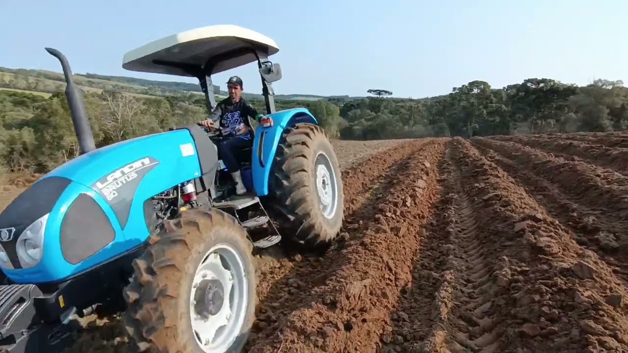 LANDINI BRUTUS 80 FAZENDO CAMALEÃO