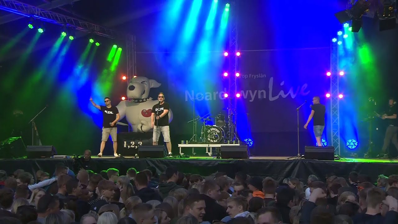 Doelleazen op it befrijingsfestival 2022 (Noardewyn poadium op it Saailân) @OmropFryslan