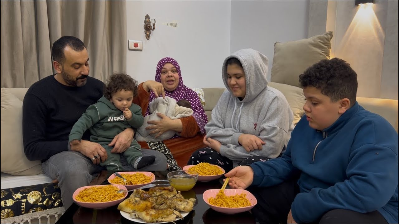 ام جني يزن للايجار وعليه مازن هديه علي عينك ياتاجر ياجماعه انا ست زي النسوان والله العيال دول عيالي😭