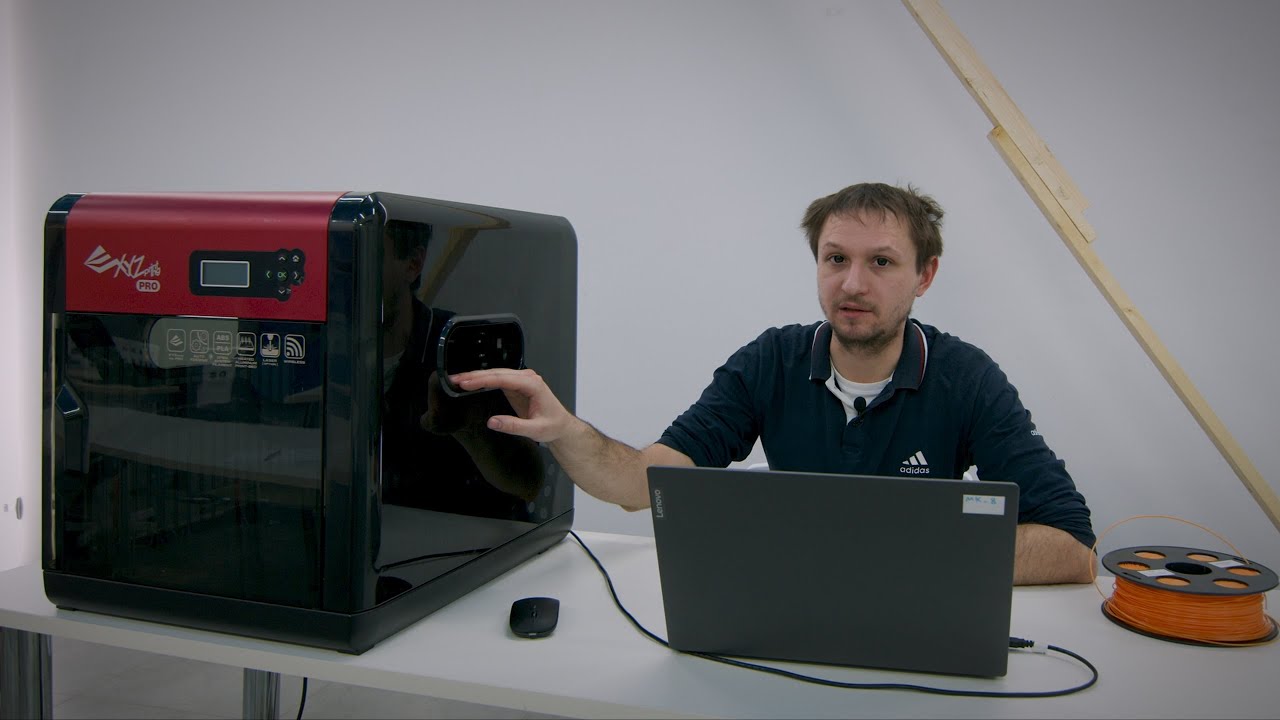 Работа с 3D-принтером XYZprinting