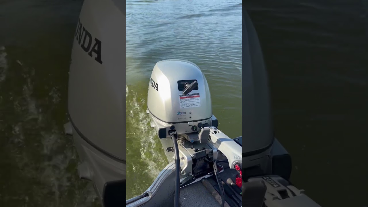 Honda 9.9 outboard on the water