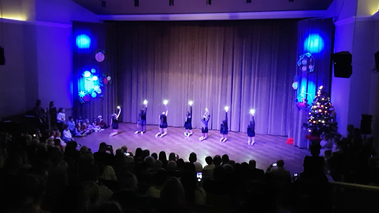 IZA - występ w DK 2019.12.21