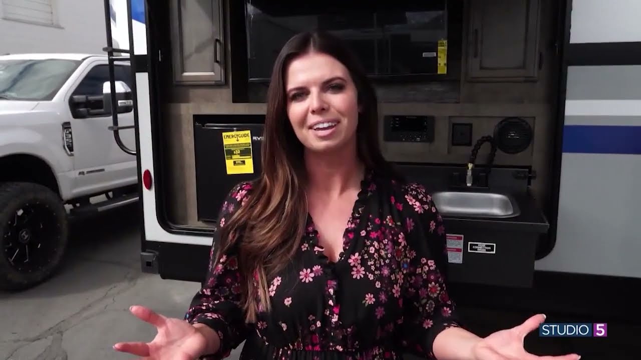 Parris RV with Studio 5 from KSL | 2022 Sporttrek 332VBH Includes an outdoor kitchen and more!