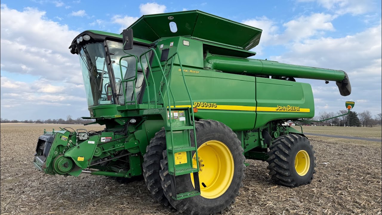 Lot 16 Ousley Farms Retirement Auction- 2006 John Deere 9760 STS Combine