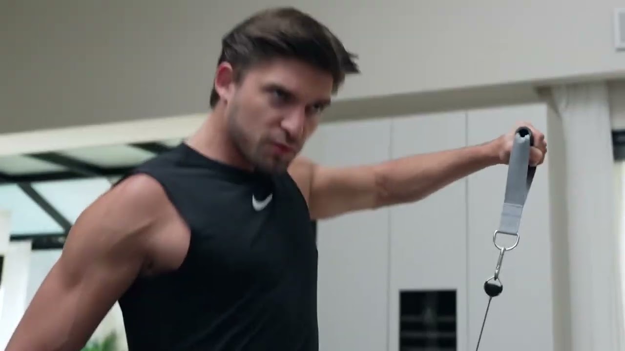 THE INTELLIGENCE BEHIND EVERY REP