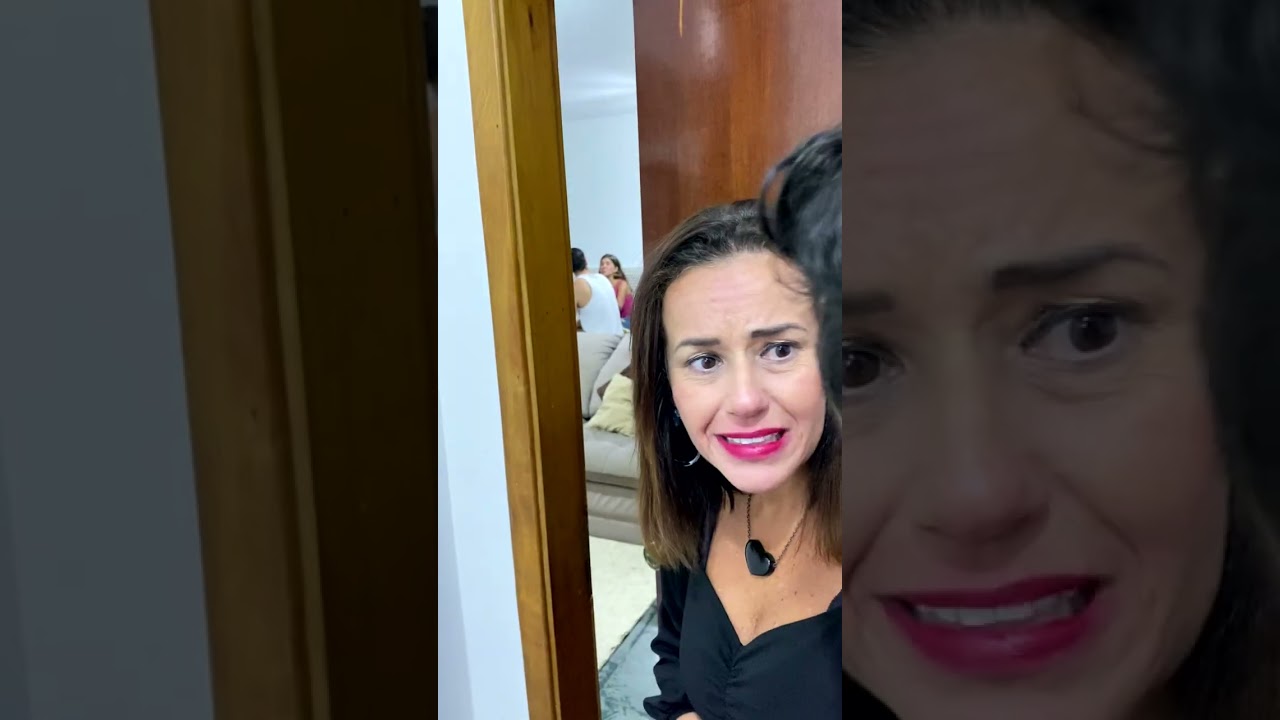 Ela fugiu à noite e sua amiga fingiu ser ela
