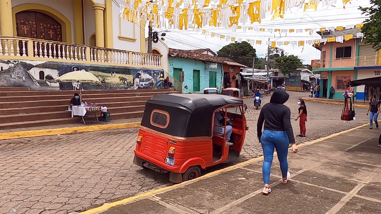 Un dia en las calles de CIUDAD BARRIOS El Salvador
