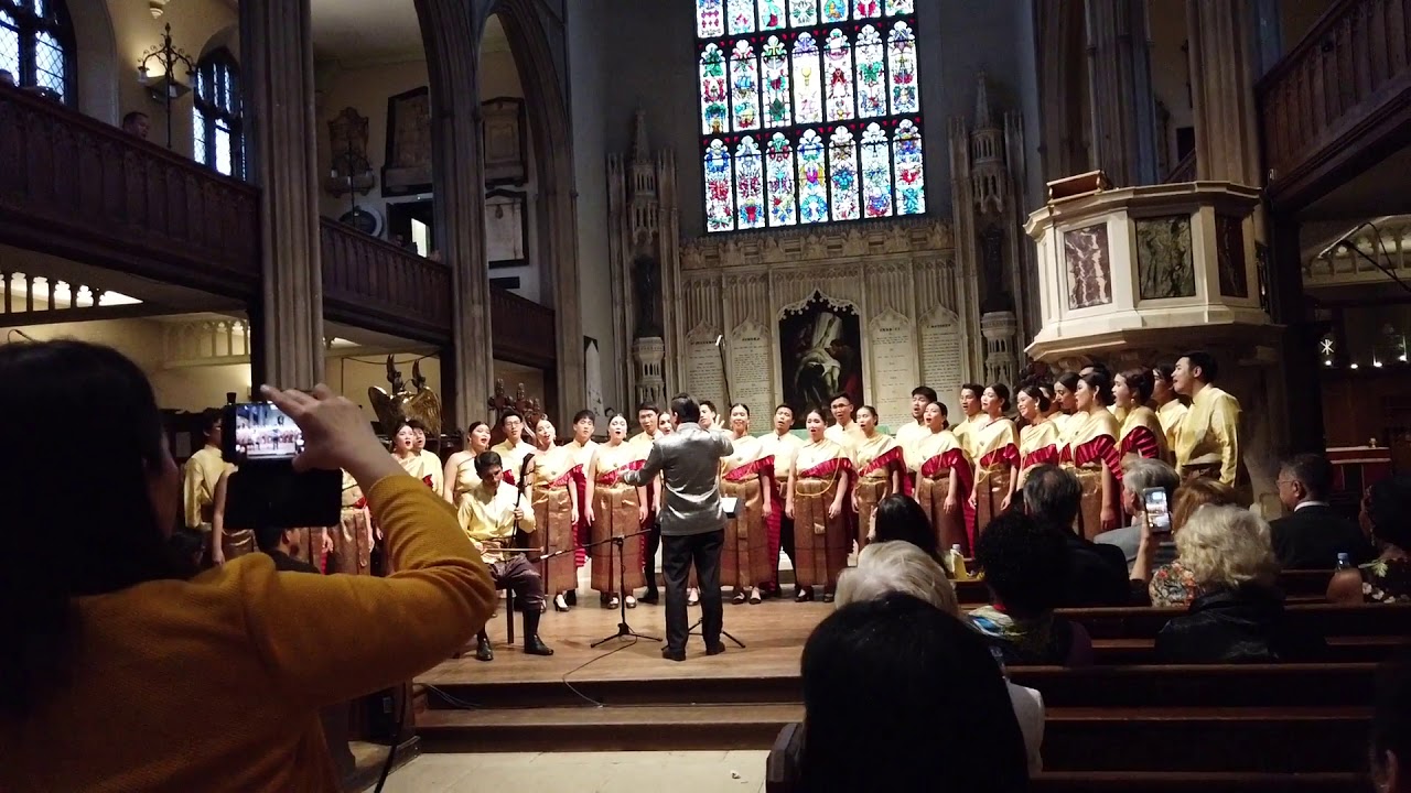 ออเจ้าเอย (Or Jao Oei) by Suanplu Chorus สวนพลูคอรัส (St Luke’s & Christ Church, London)